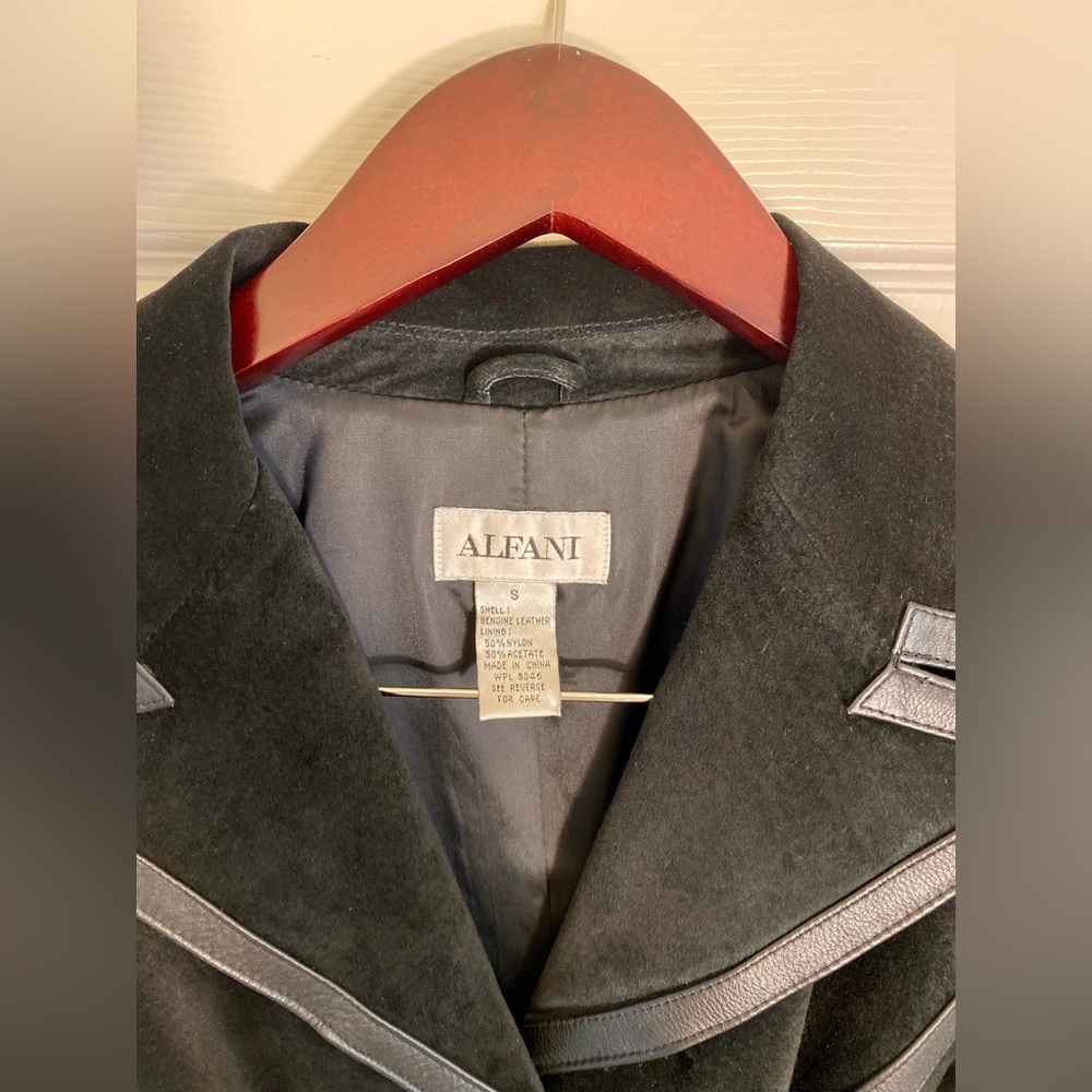 ALFANI Genuine Leather Coat Size: Small - Picture 6 of 10